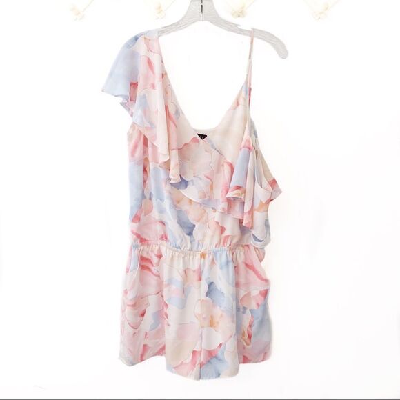 1.State Ruffled Asymmetrical Romper Pink Large - Picture 2 of 7